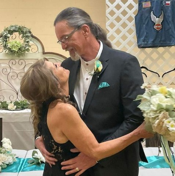 Meet your Posher, Debbie - Picture 1 of 1